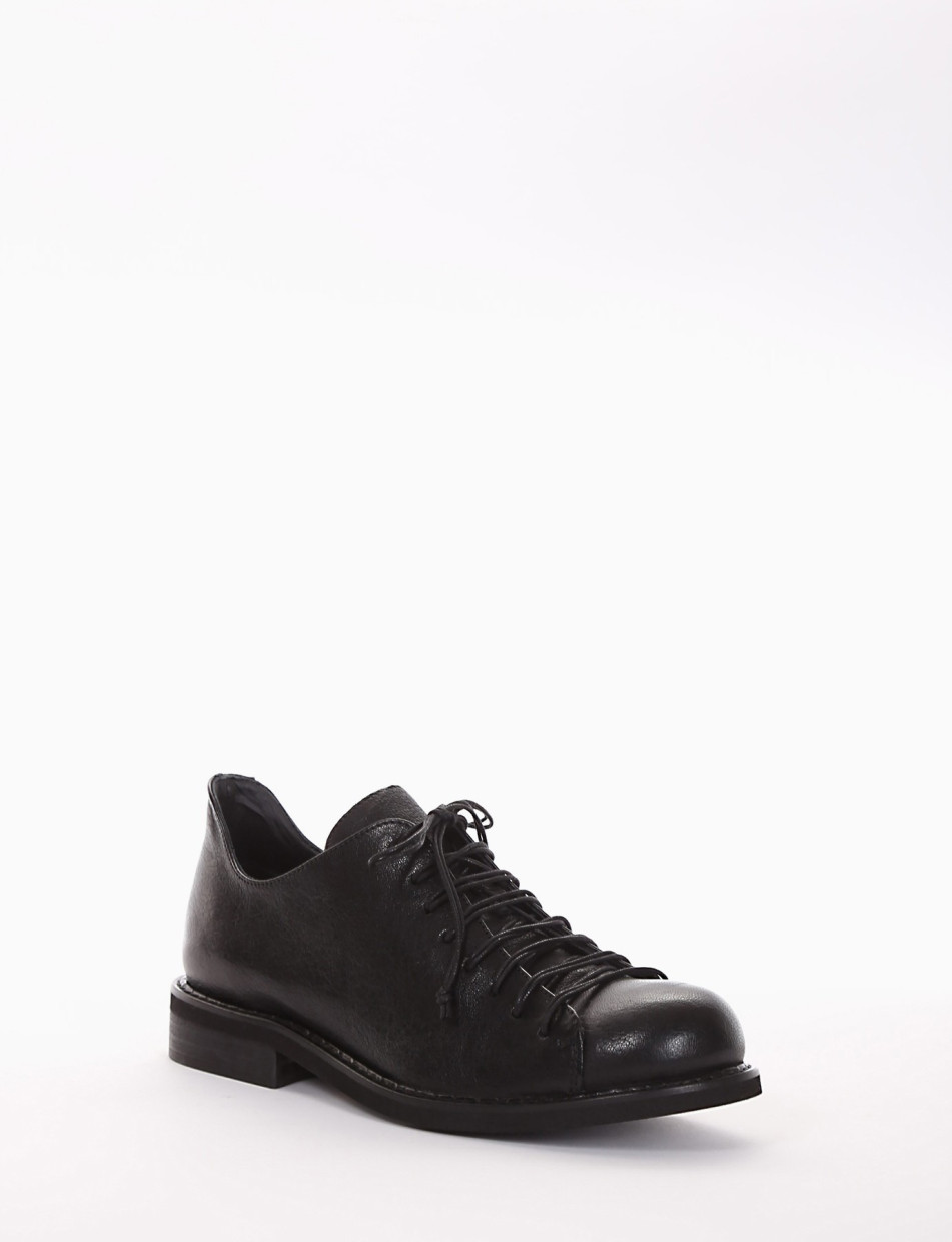 Lace-up shoes heel 2 cm black leather