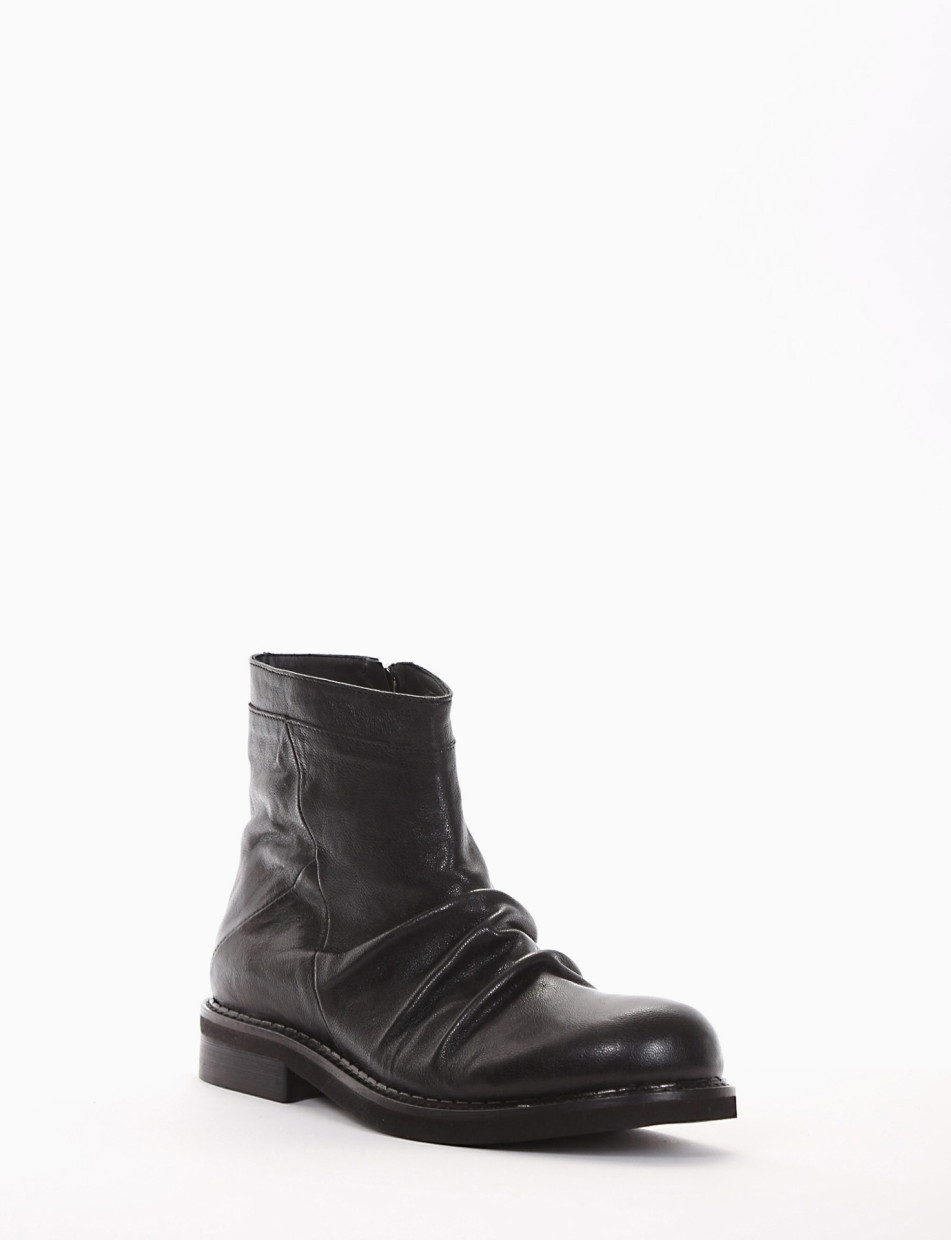 stivaletto tacco 3 cm nero
