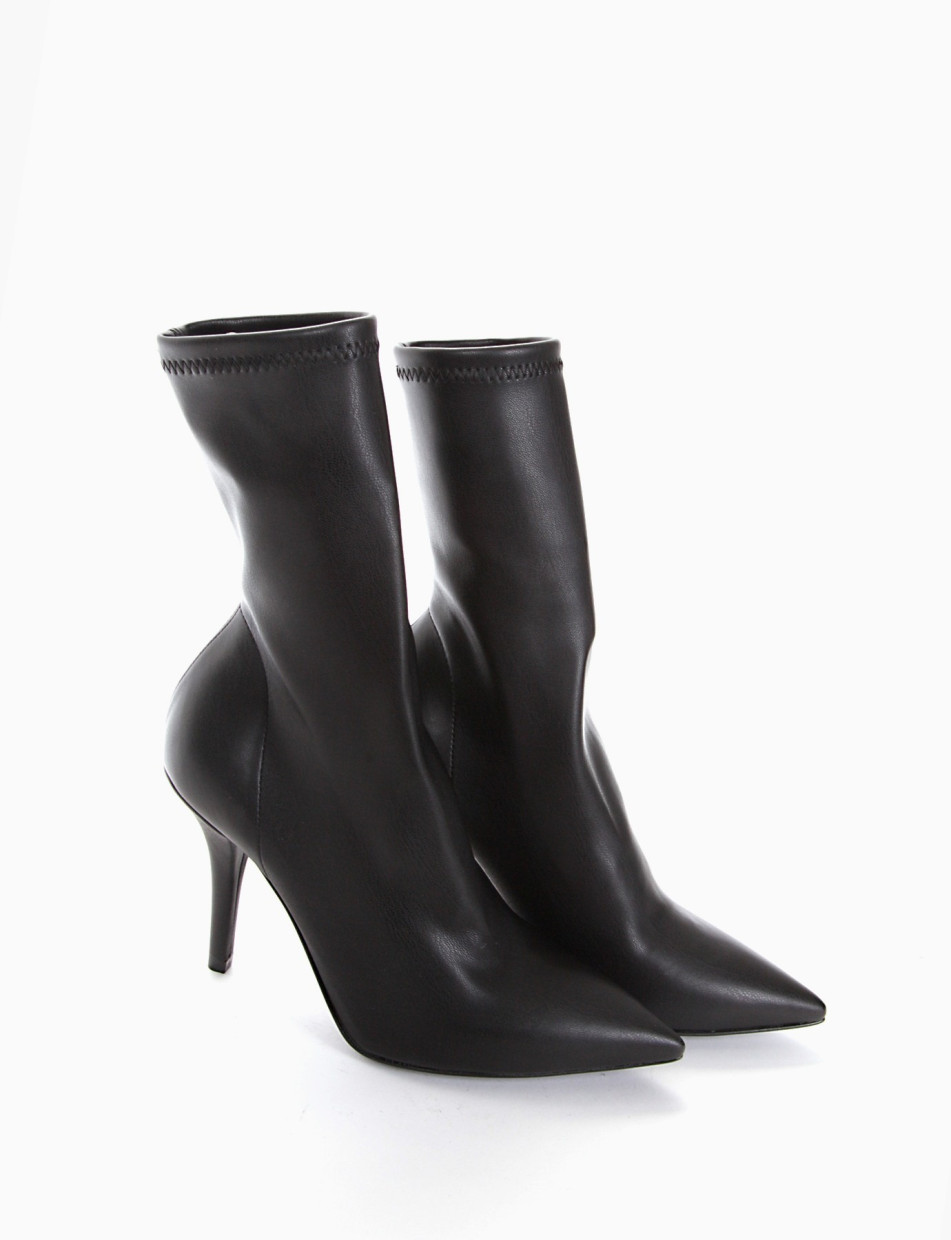 High heel ankle boots heel 9 cm black leather