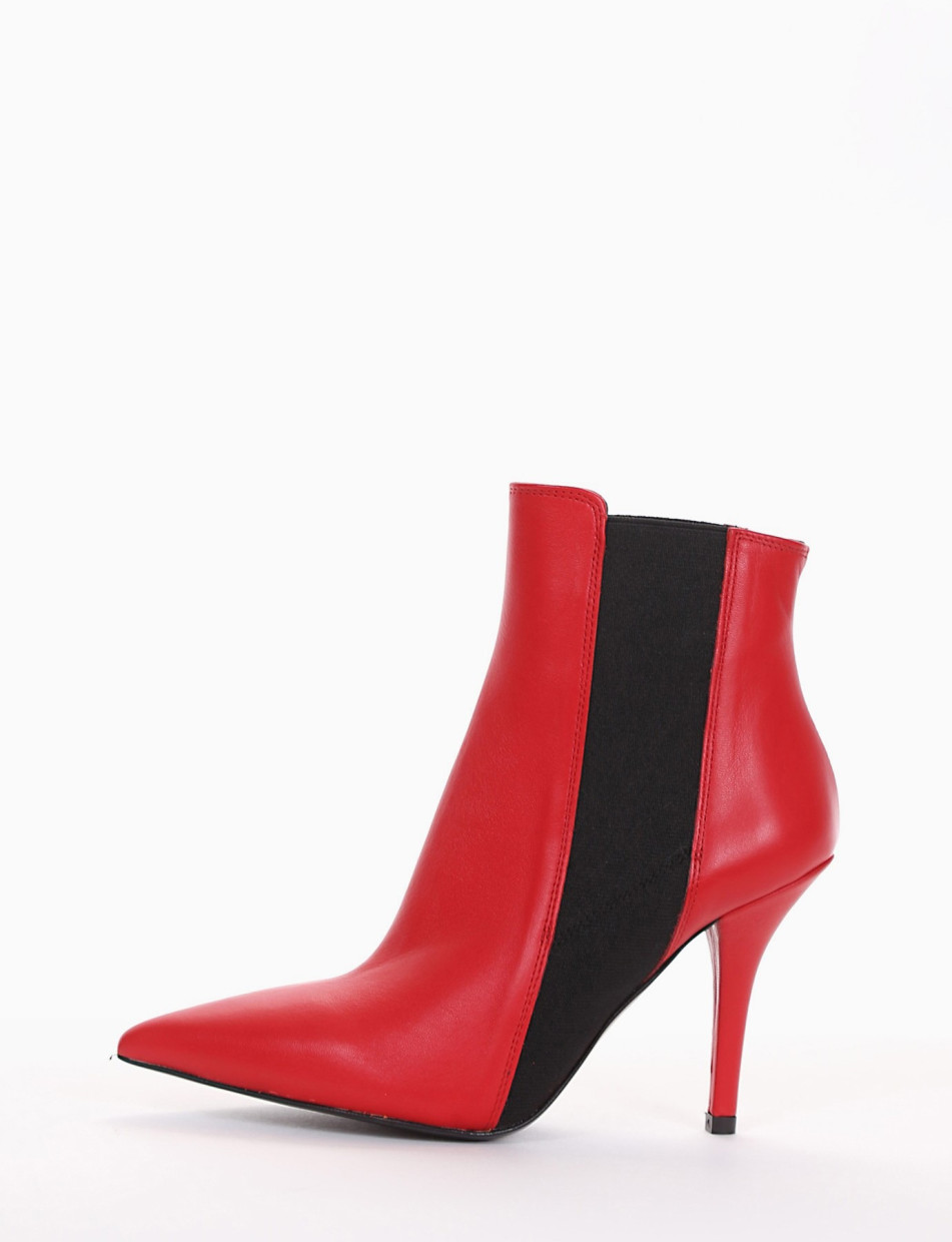 Stivaletto tacco 9cm rosso