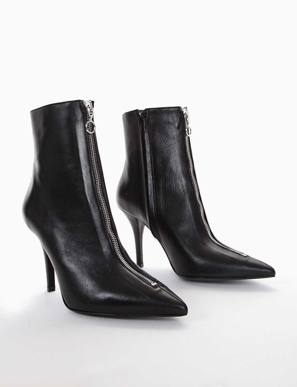 High heel ankle boots heel 8 cm black leather