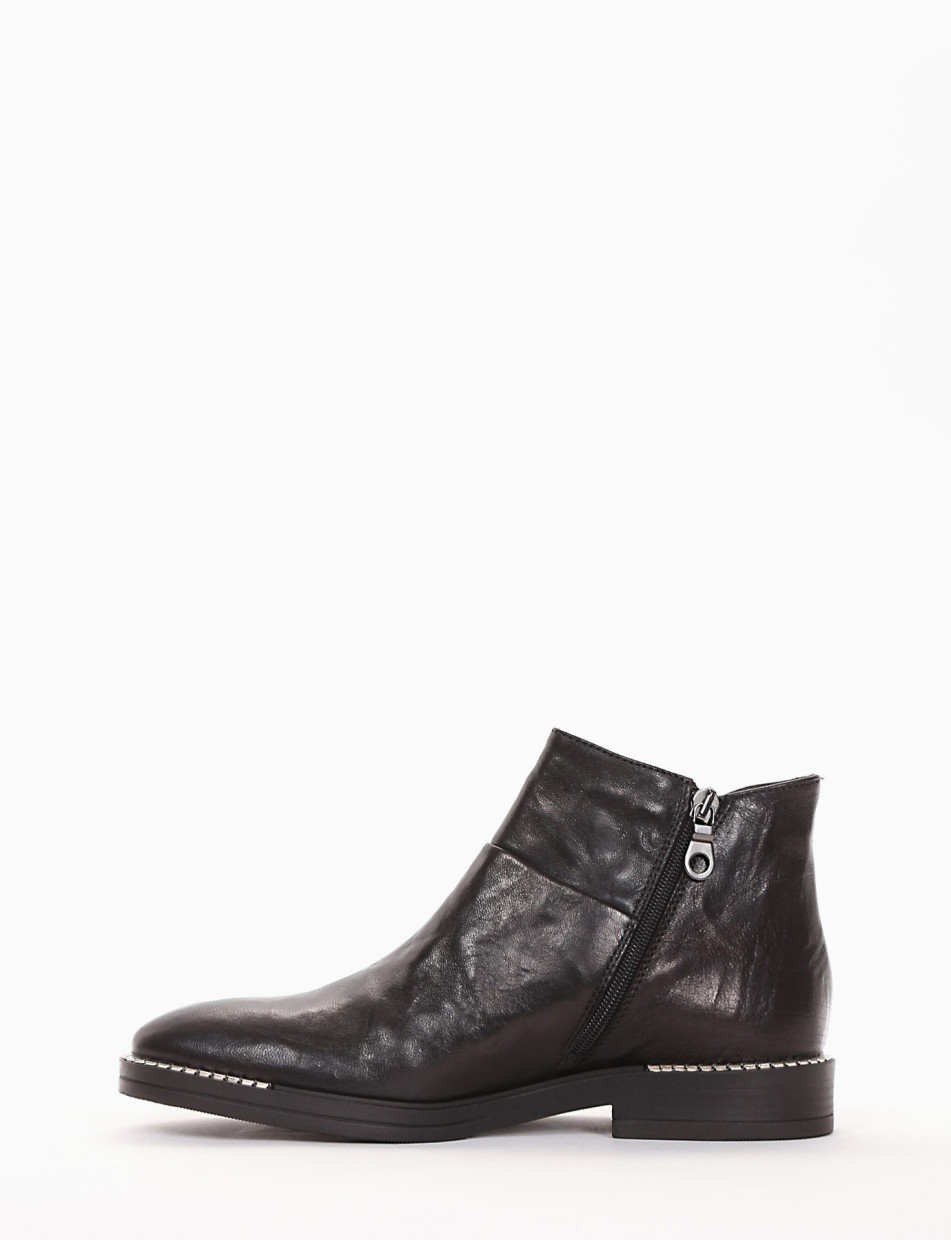 Low heel ankle boots heel 2 cm black leather