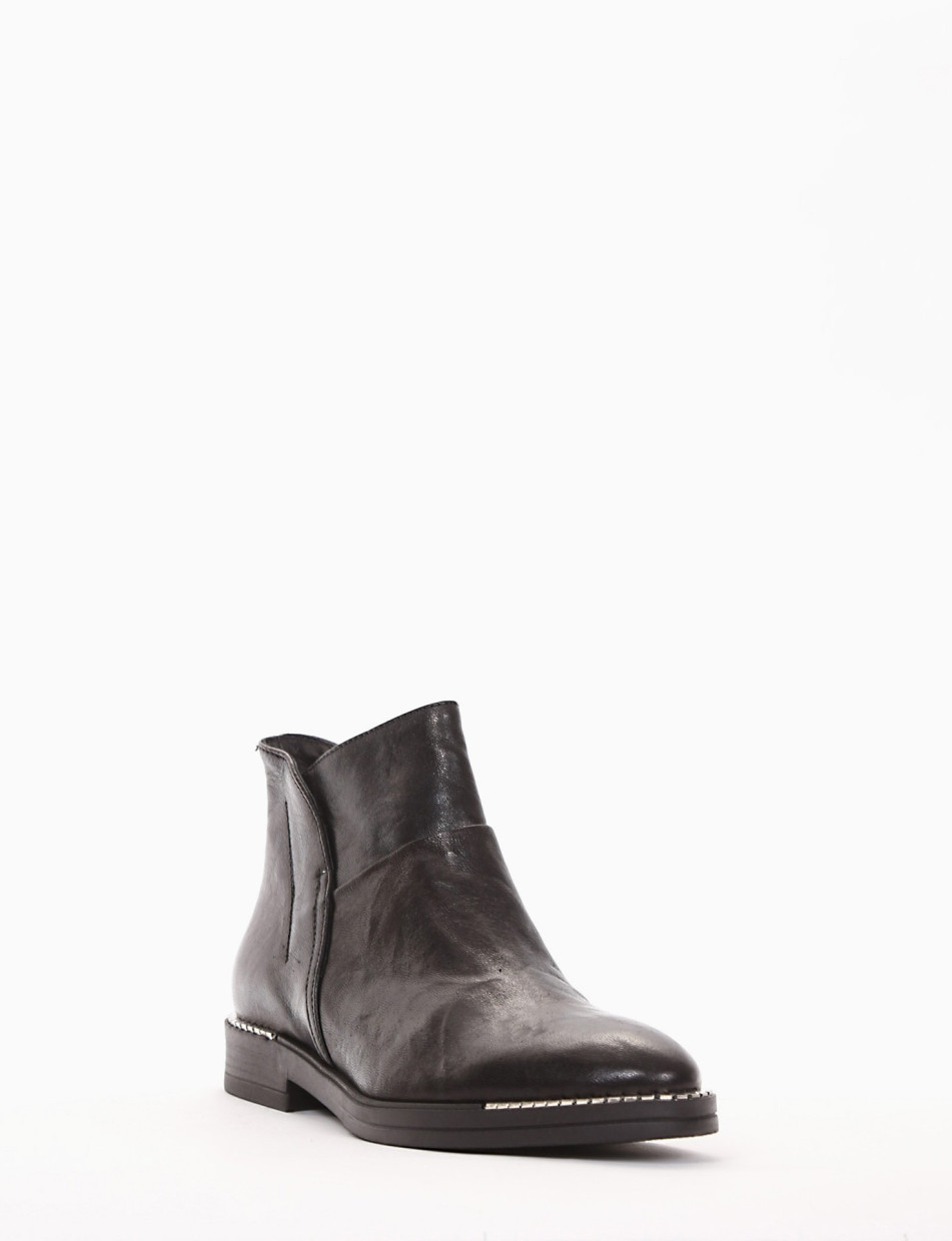 Low heel ankle boots heel 2 cm black leather