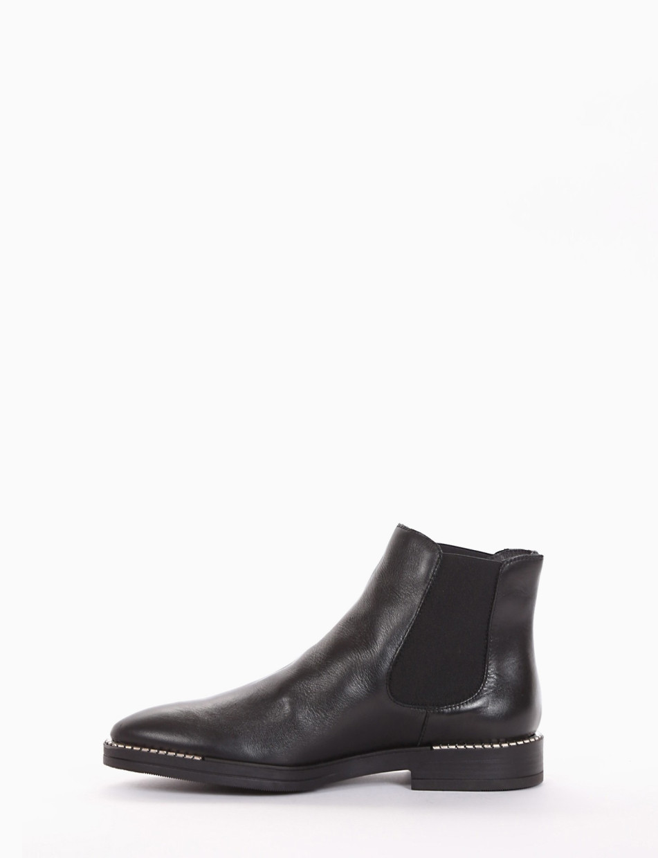 Low heel ankle boots heel 2 cm black leather