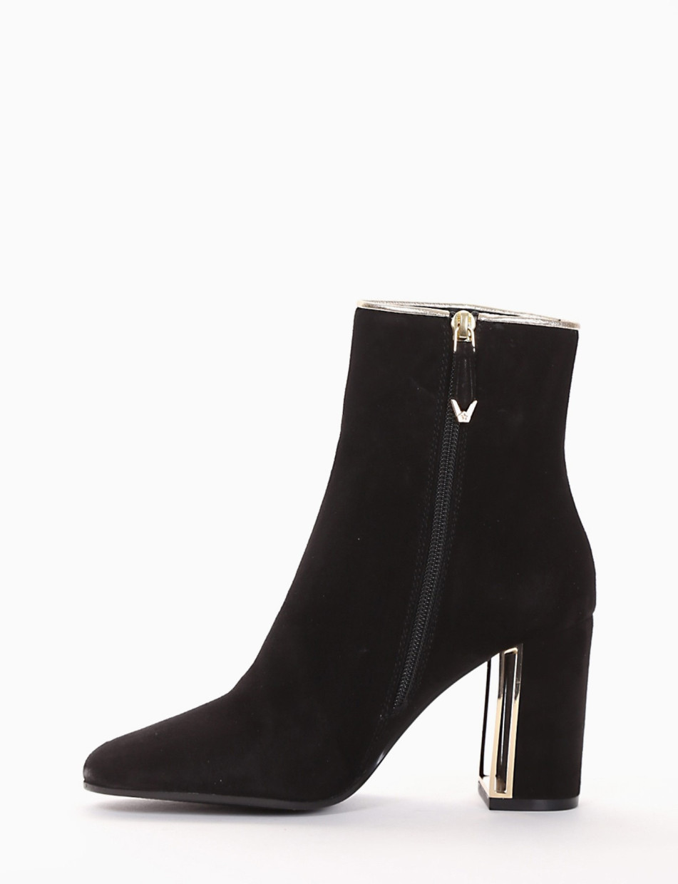 High heel ankle boots heel 7 cm black chamois