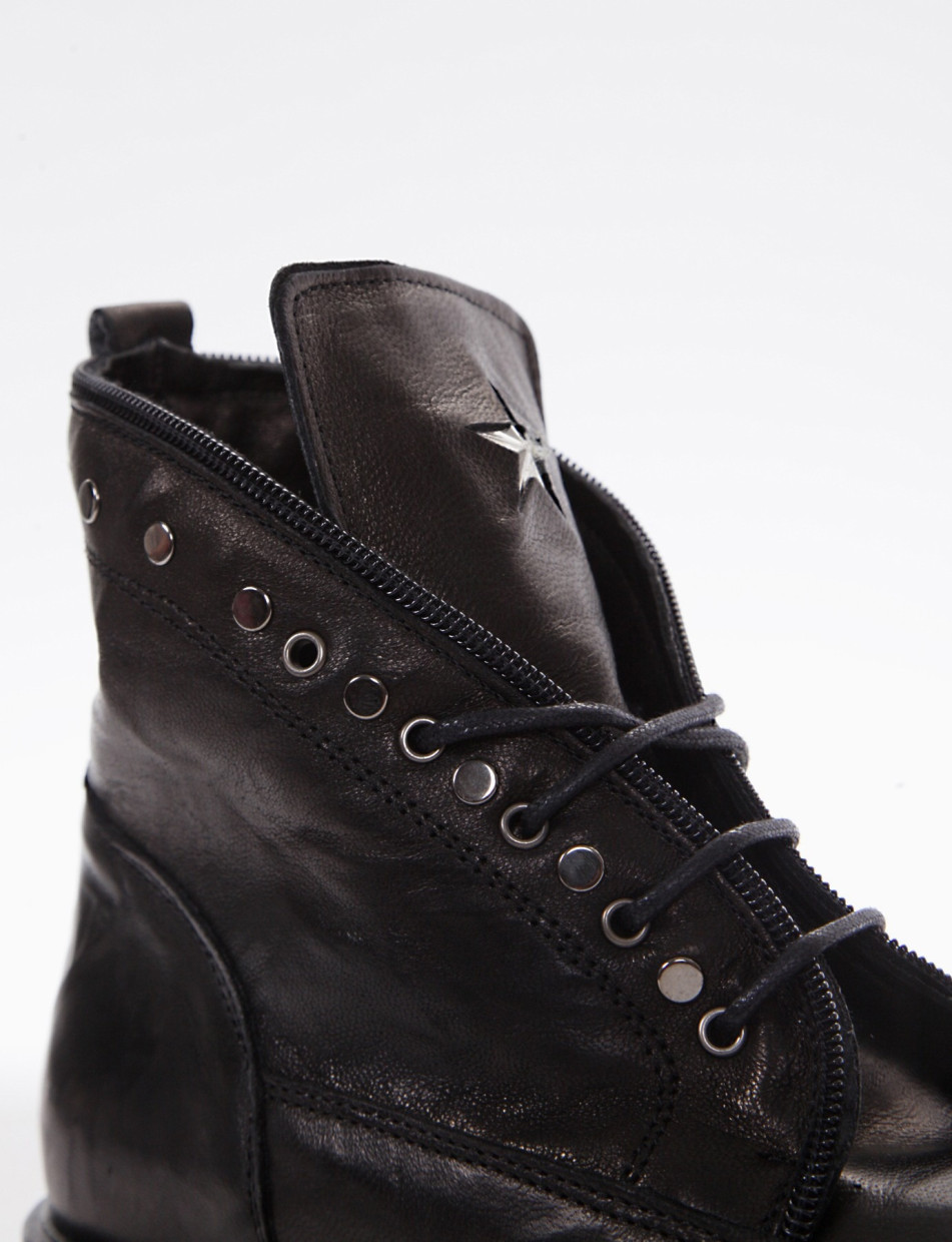 Combat boots heel 2 cm black leather