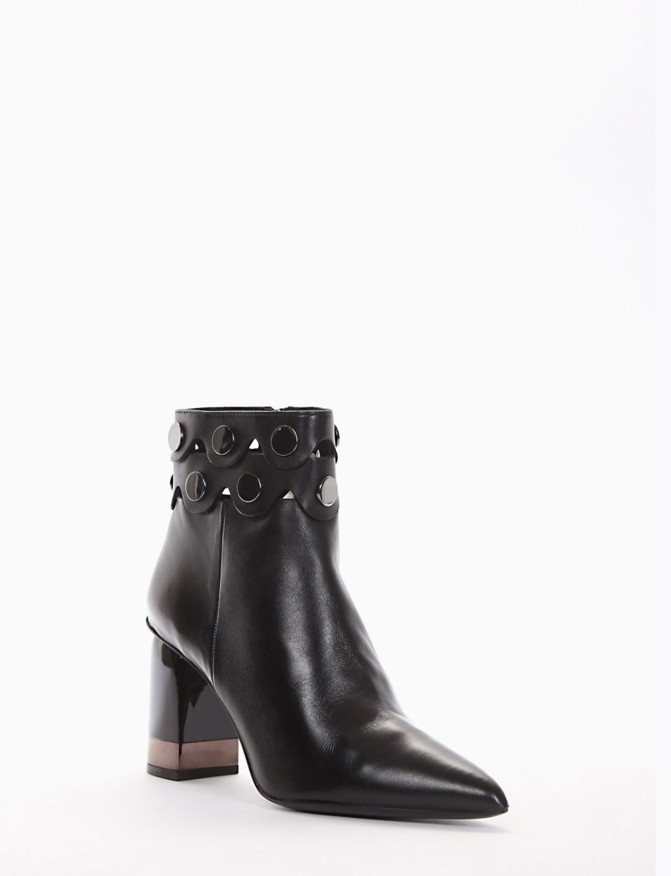 High heel ankle boots heel 7 cm black leather