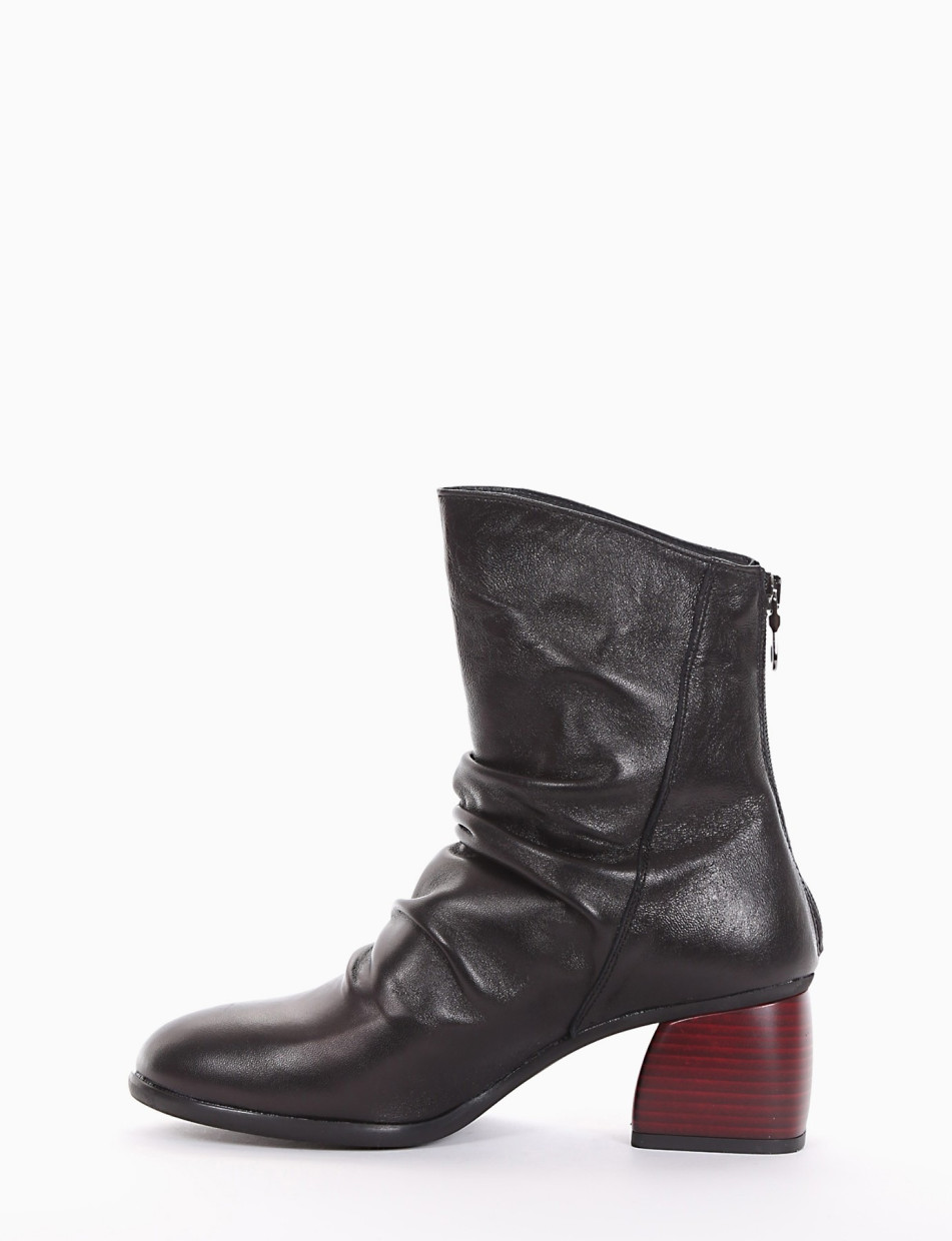 High heel ankle boots heel 6 cm black leather