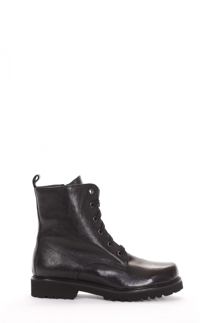 Combat boots heel 2 cm black leather