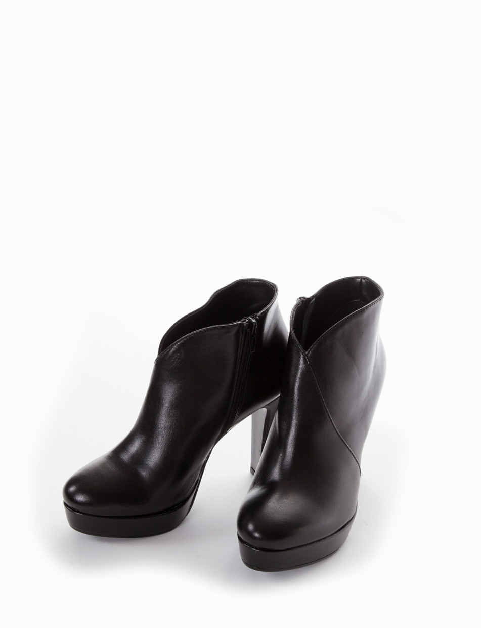 High heel ankle boots heel 10 cm black leather