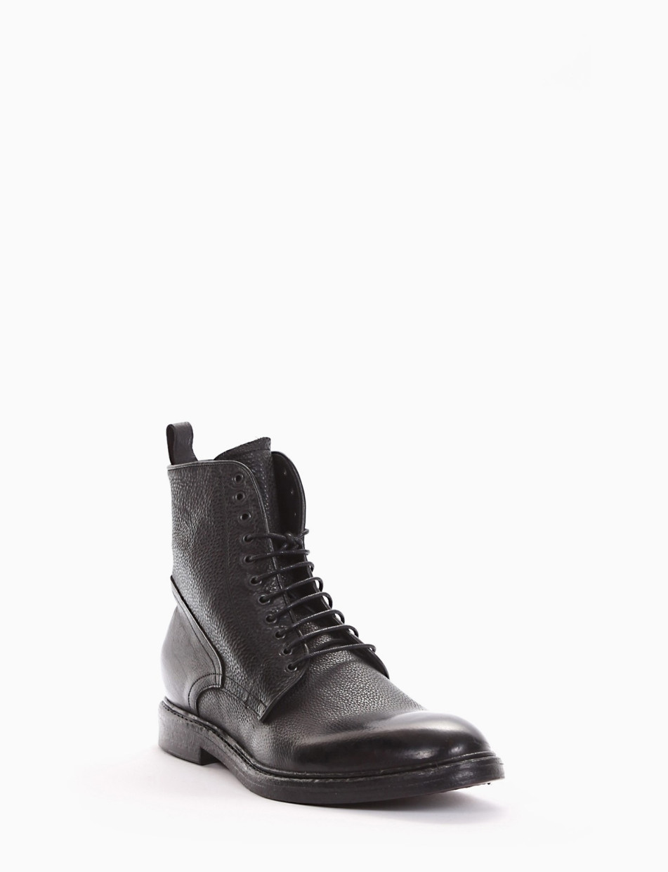 Combat boots heel 2 cm black leather