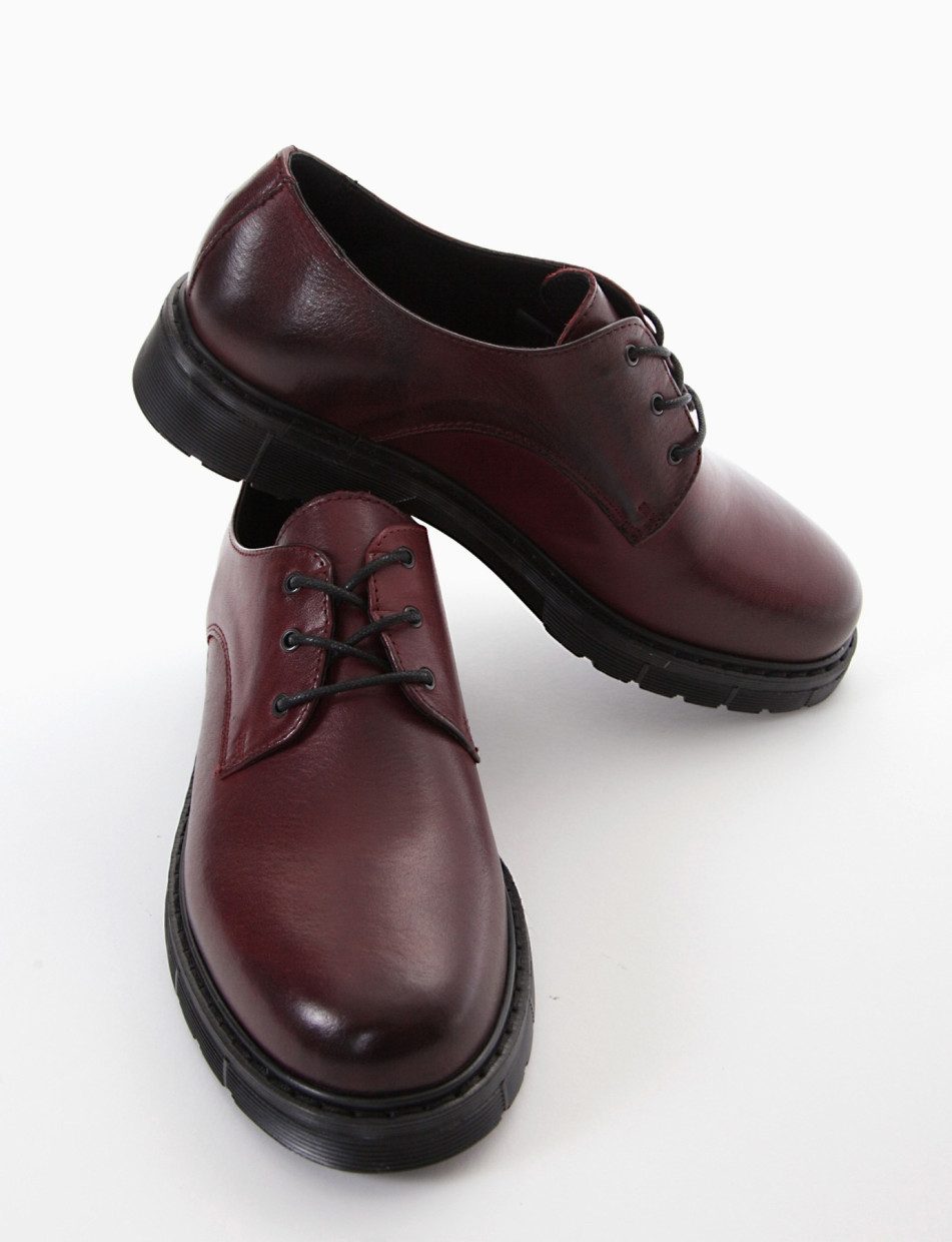 Lace-up shoes heel 2 cm bordeaux leather