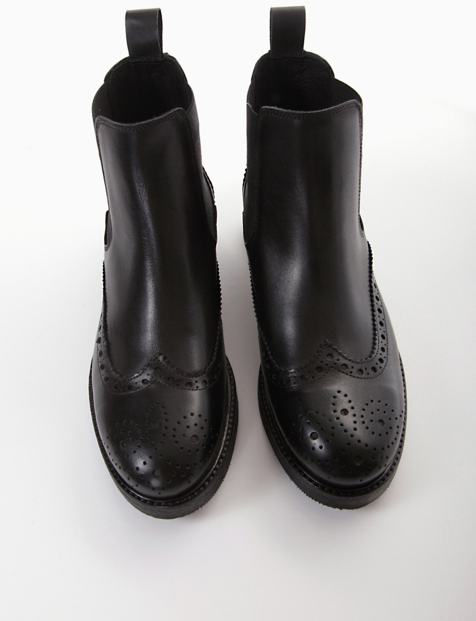 Low heel ankle boots heel 2 cm black leather