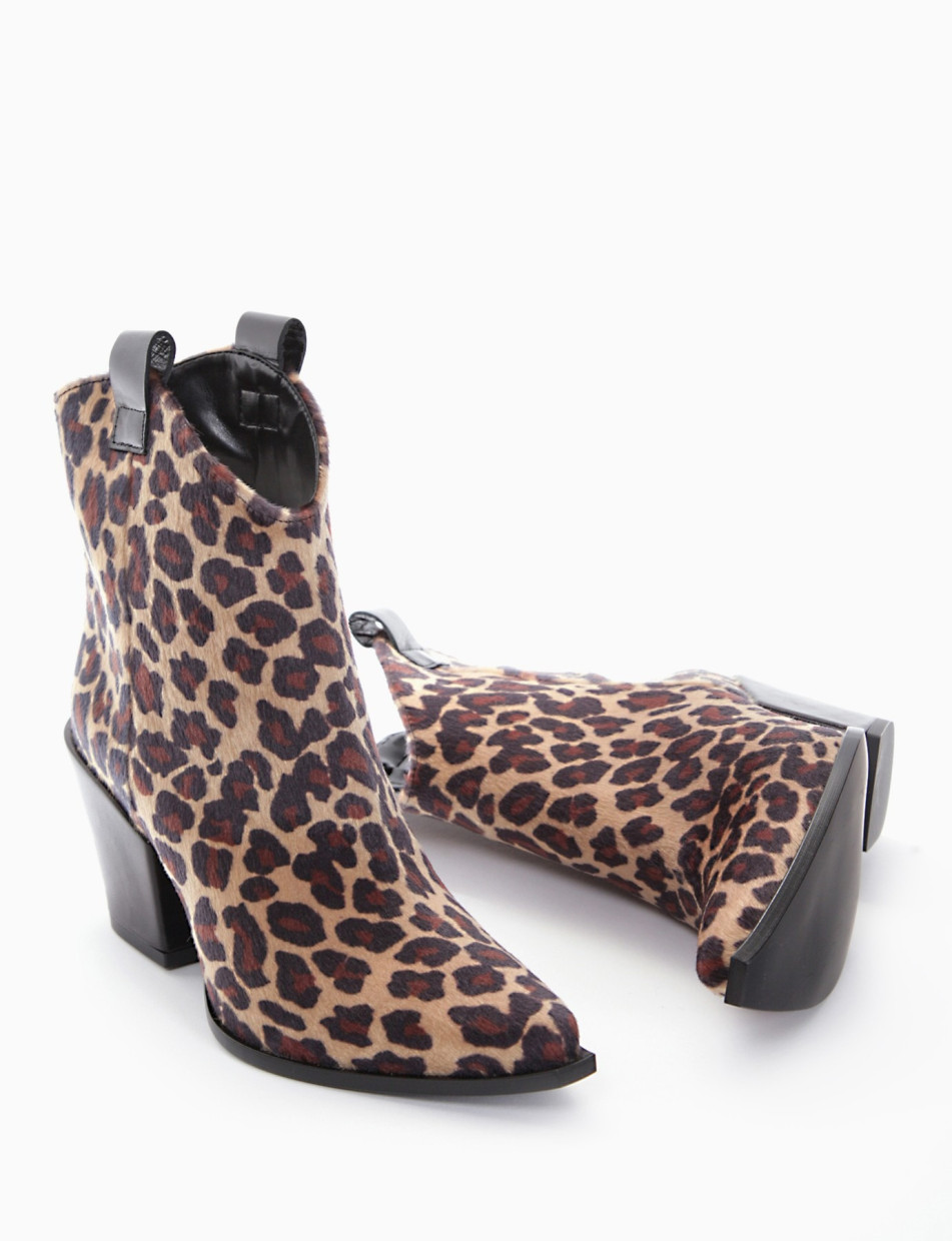 Stivaletto texano tacco 4cm leopardo