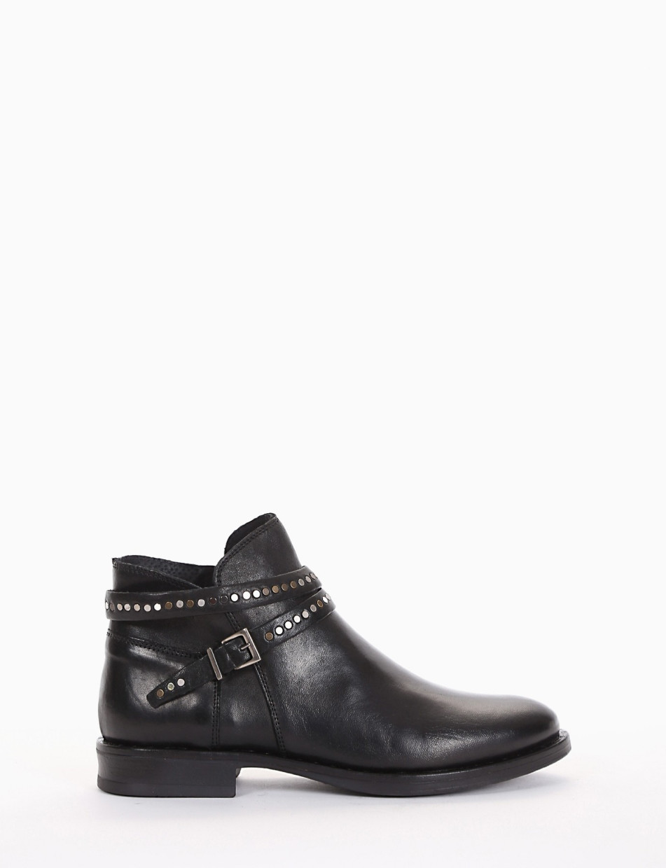 Low heel ankle boots heel 2 cm black leather