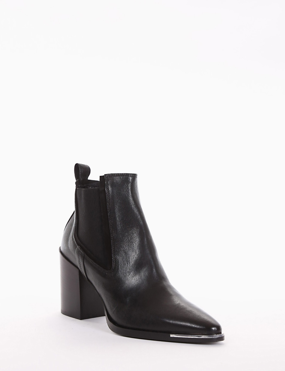 High heel ankle boots heel 8 cm black leather