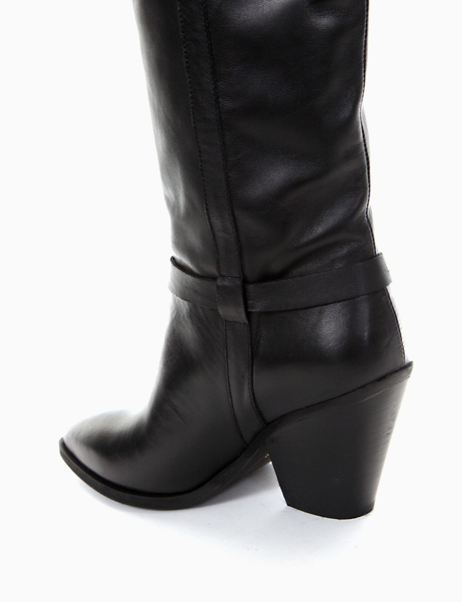 High heel boots heel 7 cm black leather