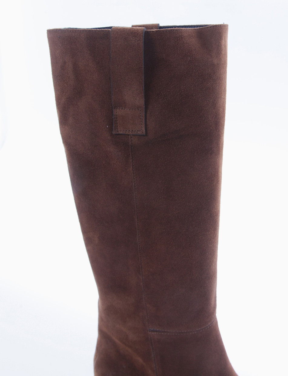 High heel boots heel 5 cm brown chamois