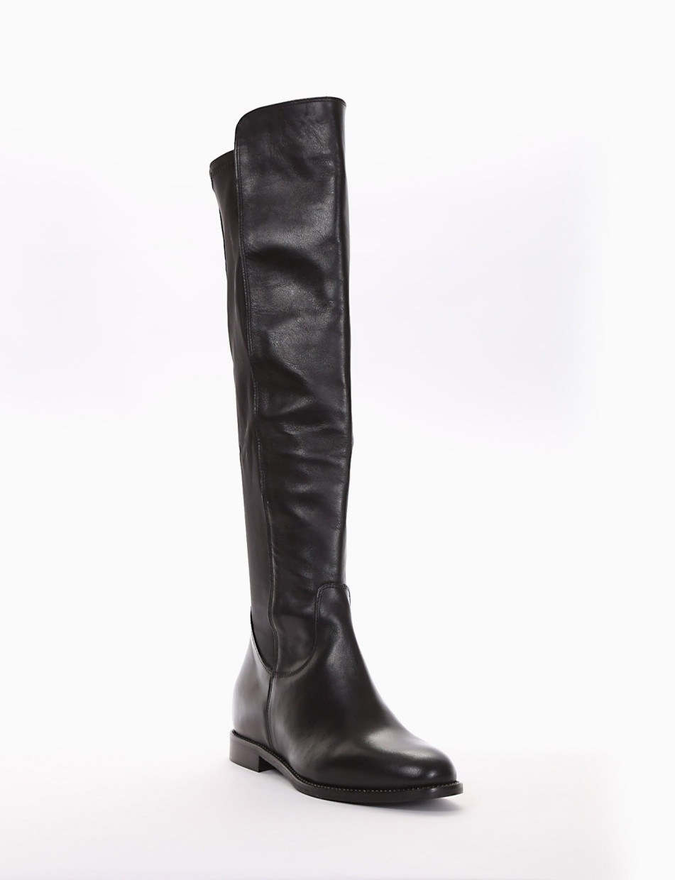 Low heel boots heel 2 cm black leather