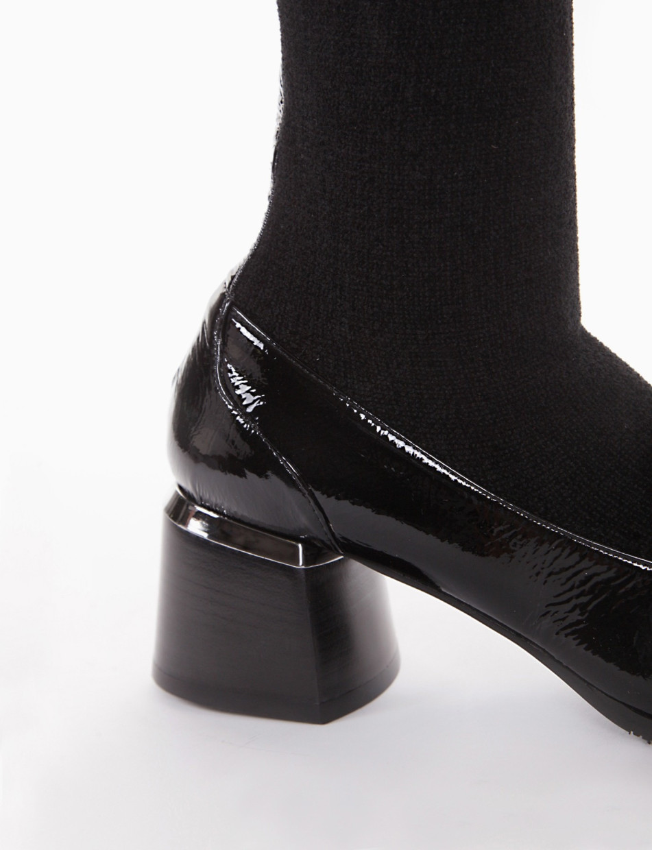 High heel ankle boots heel 5 cm black varnish
