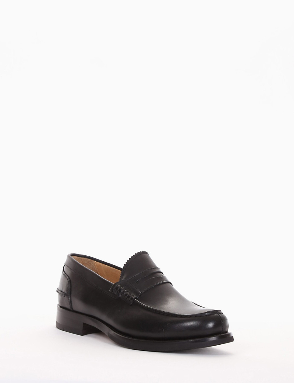 Loafers heel 2 cm black leather