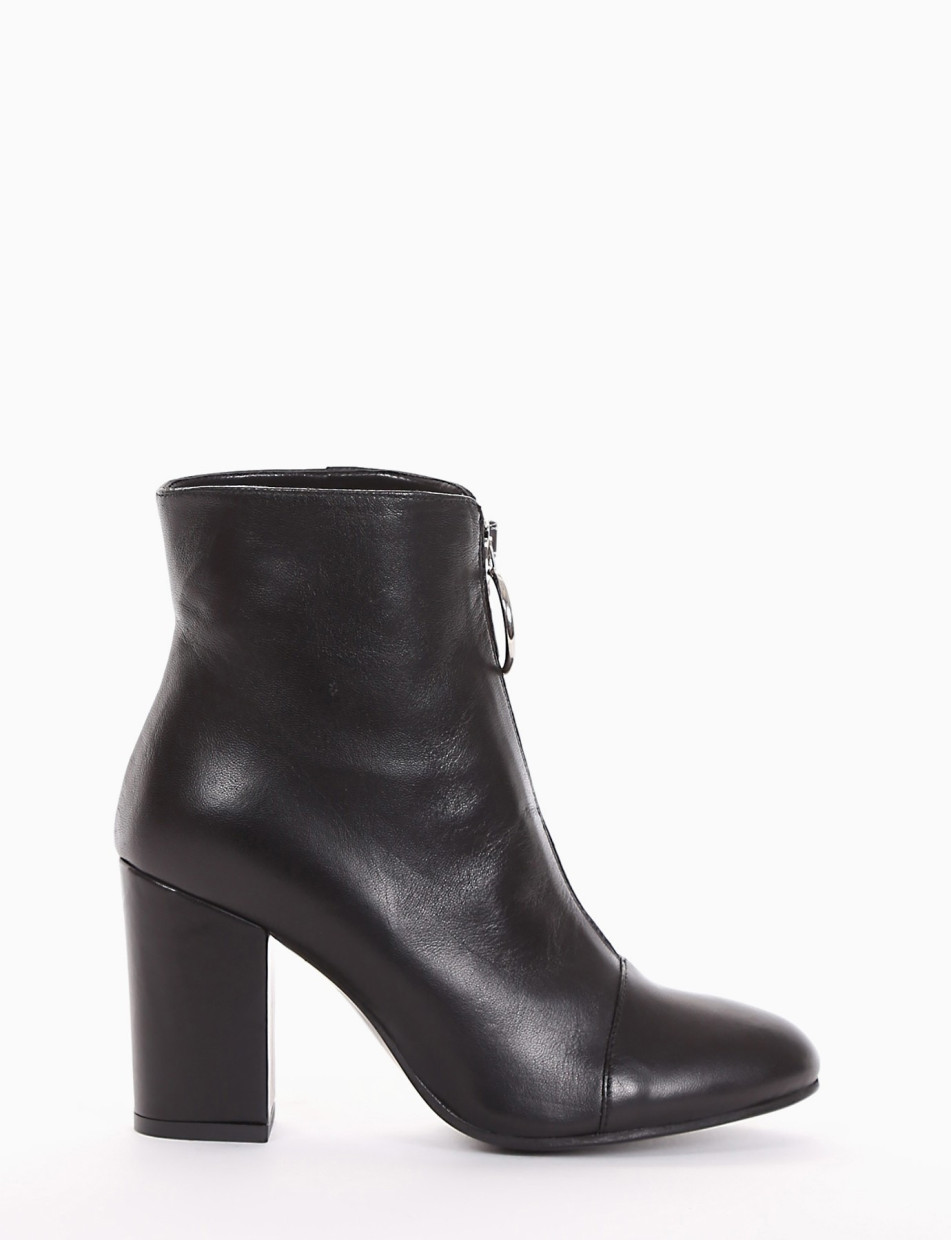 High heel ankle boots heel 10 cm black leather