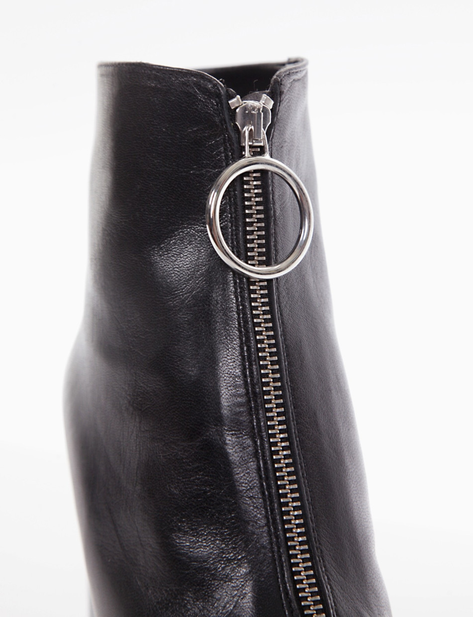 stivaletto tacco 10 cm nero