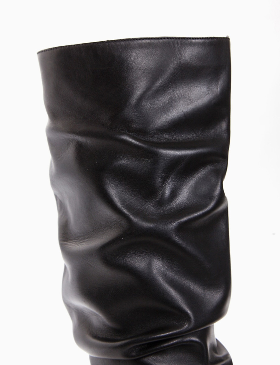 High heel boots heel 8 cm black leather