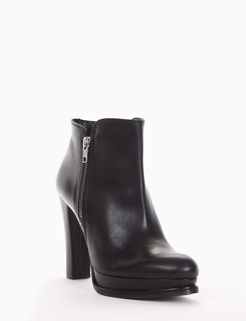 High heel ankle boots heel 12 cm black leather