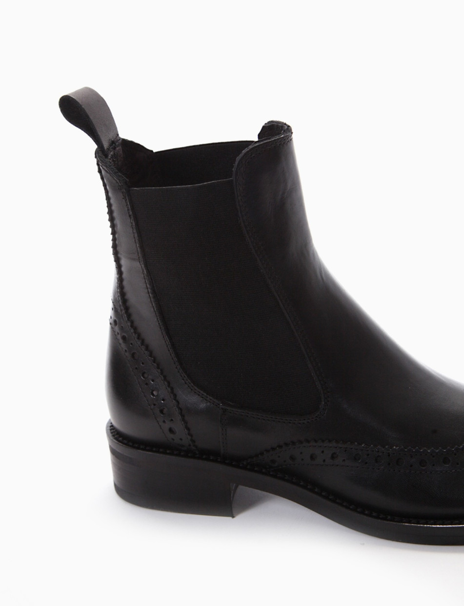Low heel ankle boots heel 2 cm black leather