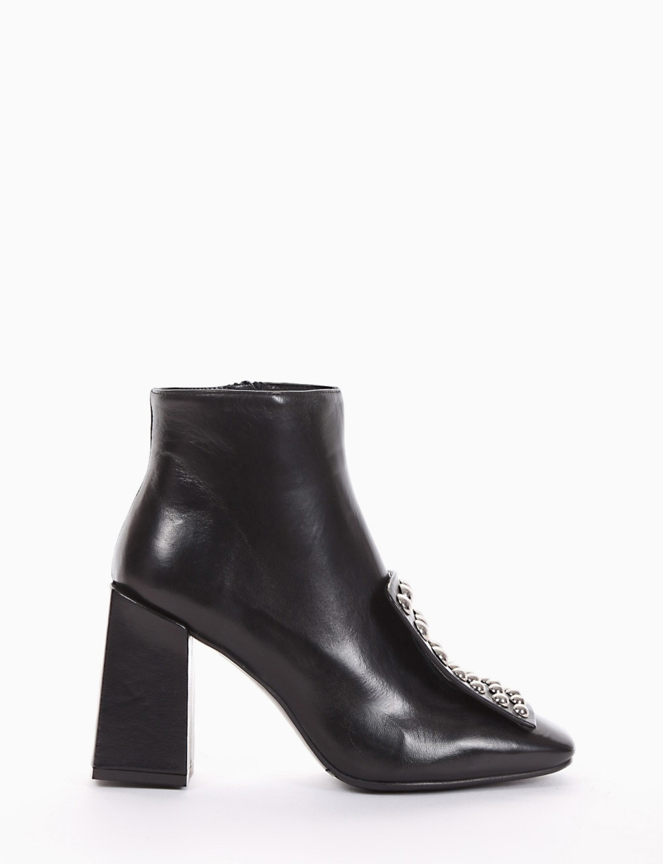 High heel ankle boots heel 8 cm black leather