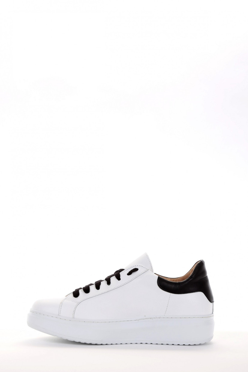 Sneakers white leather