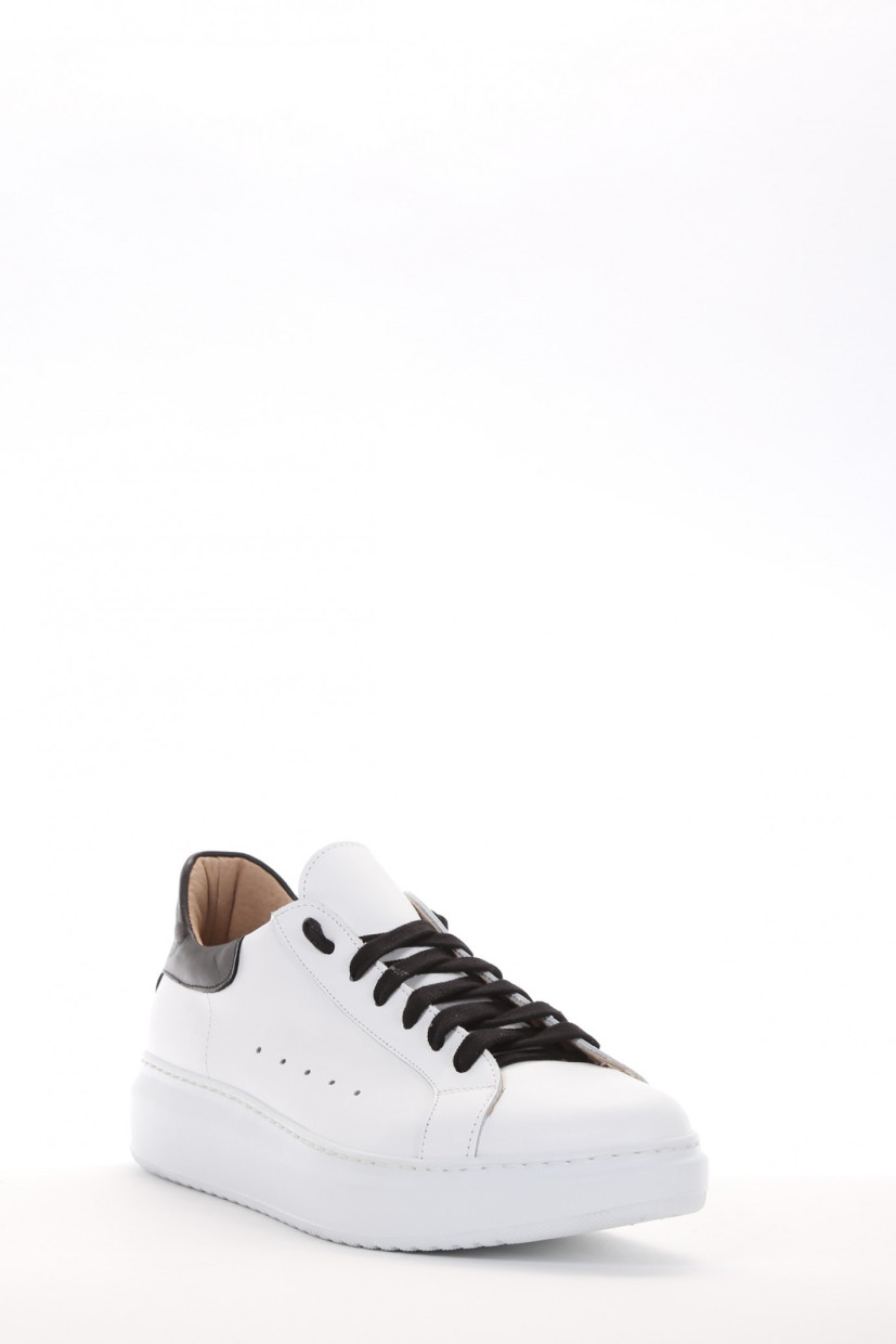 Sneakers white leather