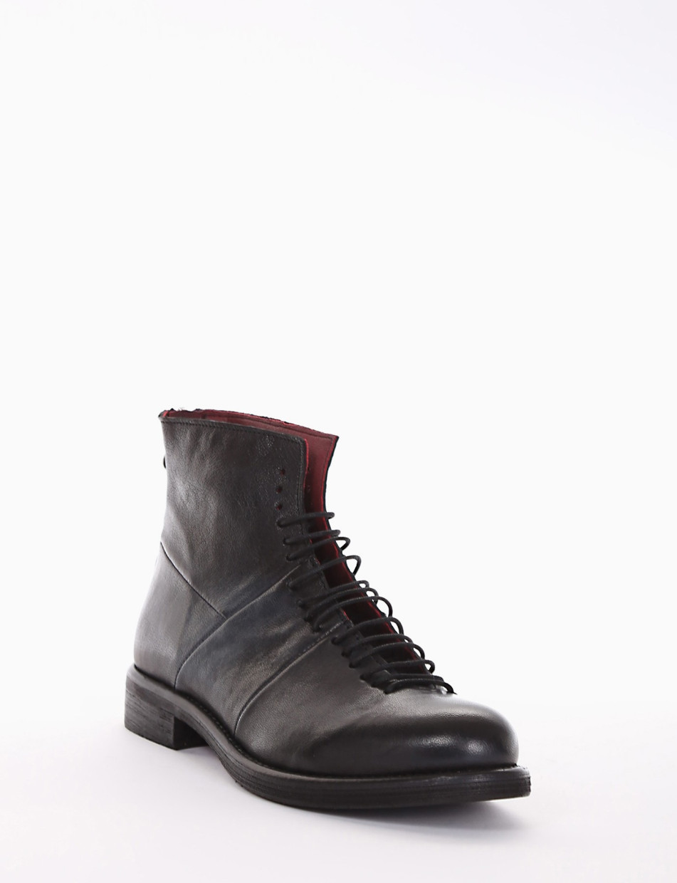 Combat boots heel 2 cm black leather