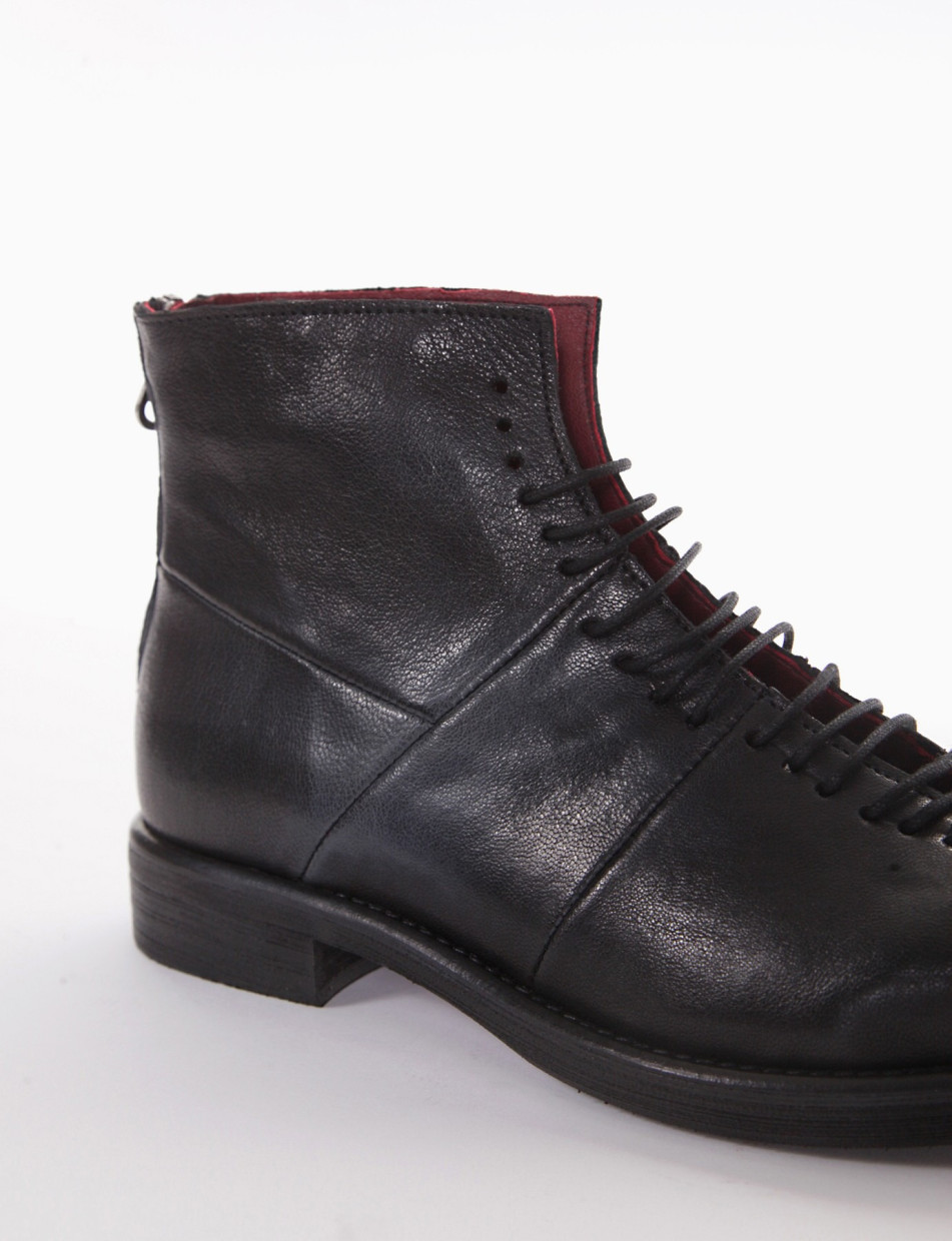 Combat boots heel 2 cm black leather