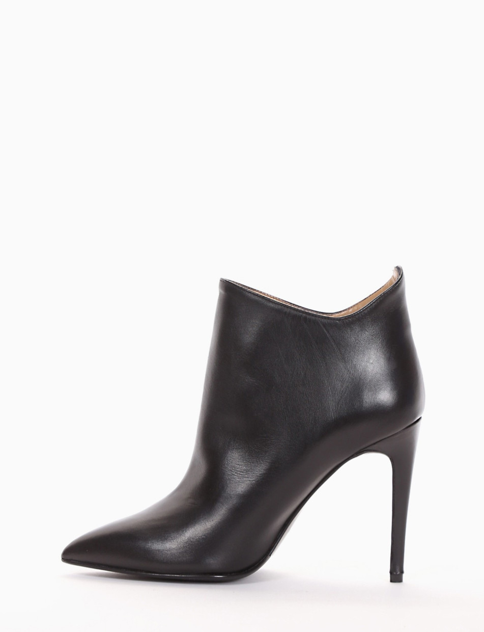 stivaletto tacco 10 cm nero
