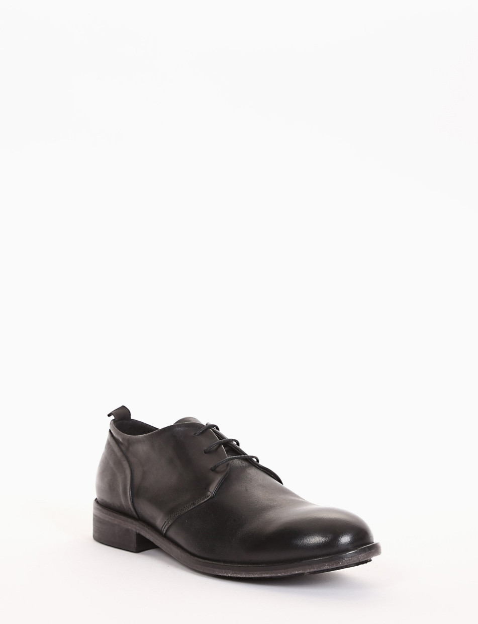 Lace-up shoes heel 2 cm black leather