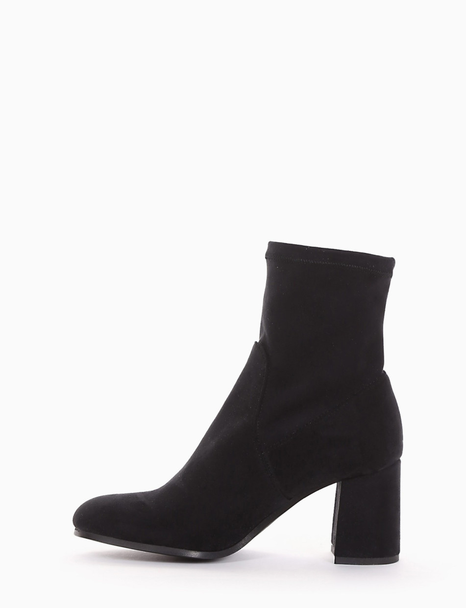 High heel ankle boots heel 7 cm black chamois