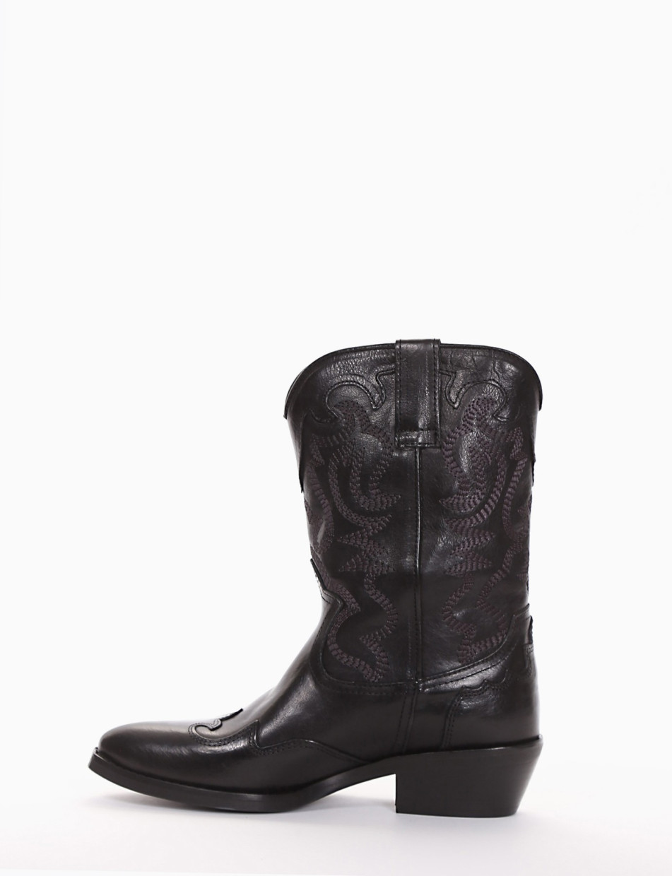 stivale texano tacco 3 cm nero Barca Stores
