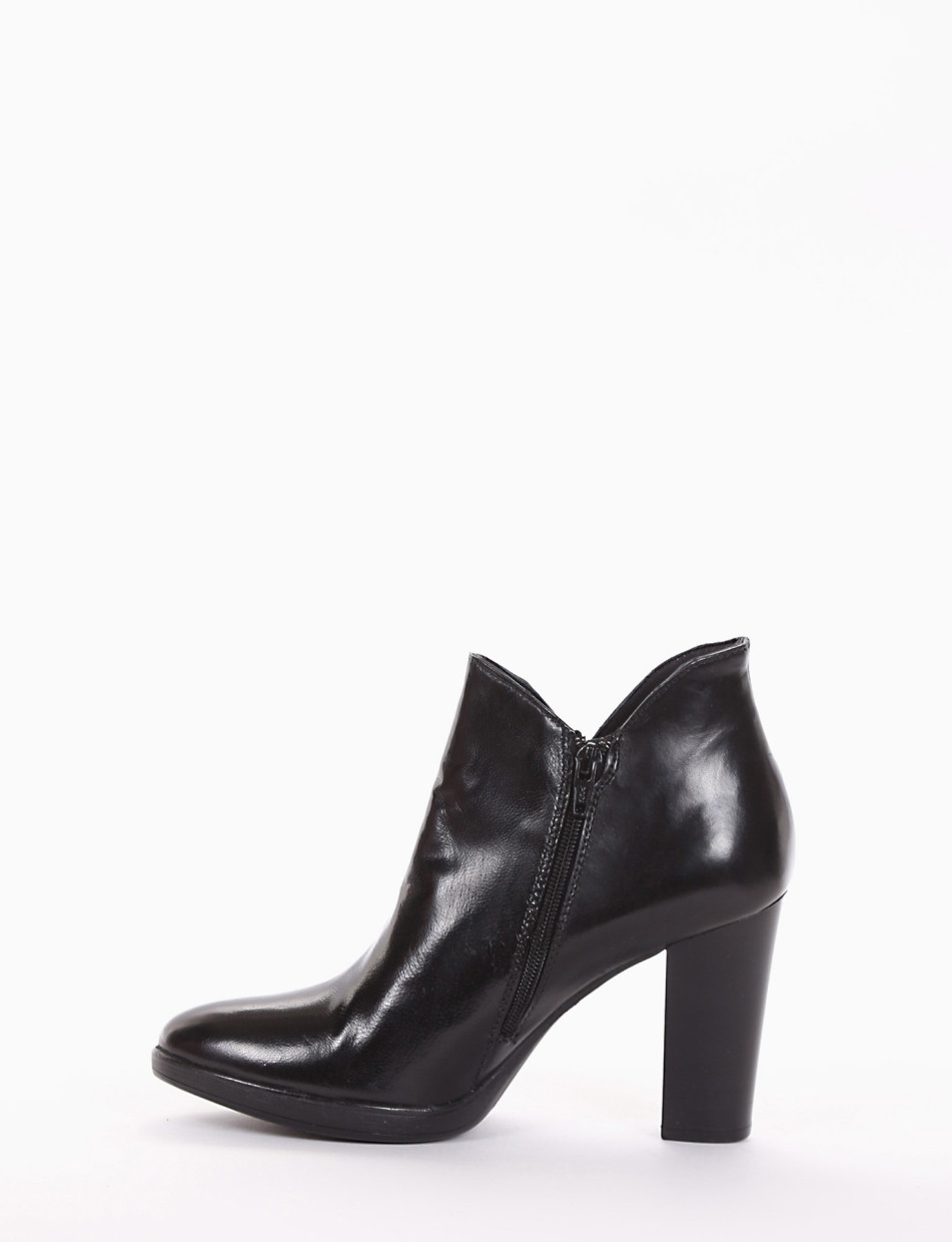 High heel ankle boots heel 10 cm black leather