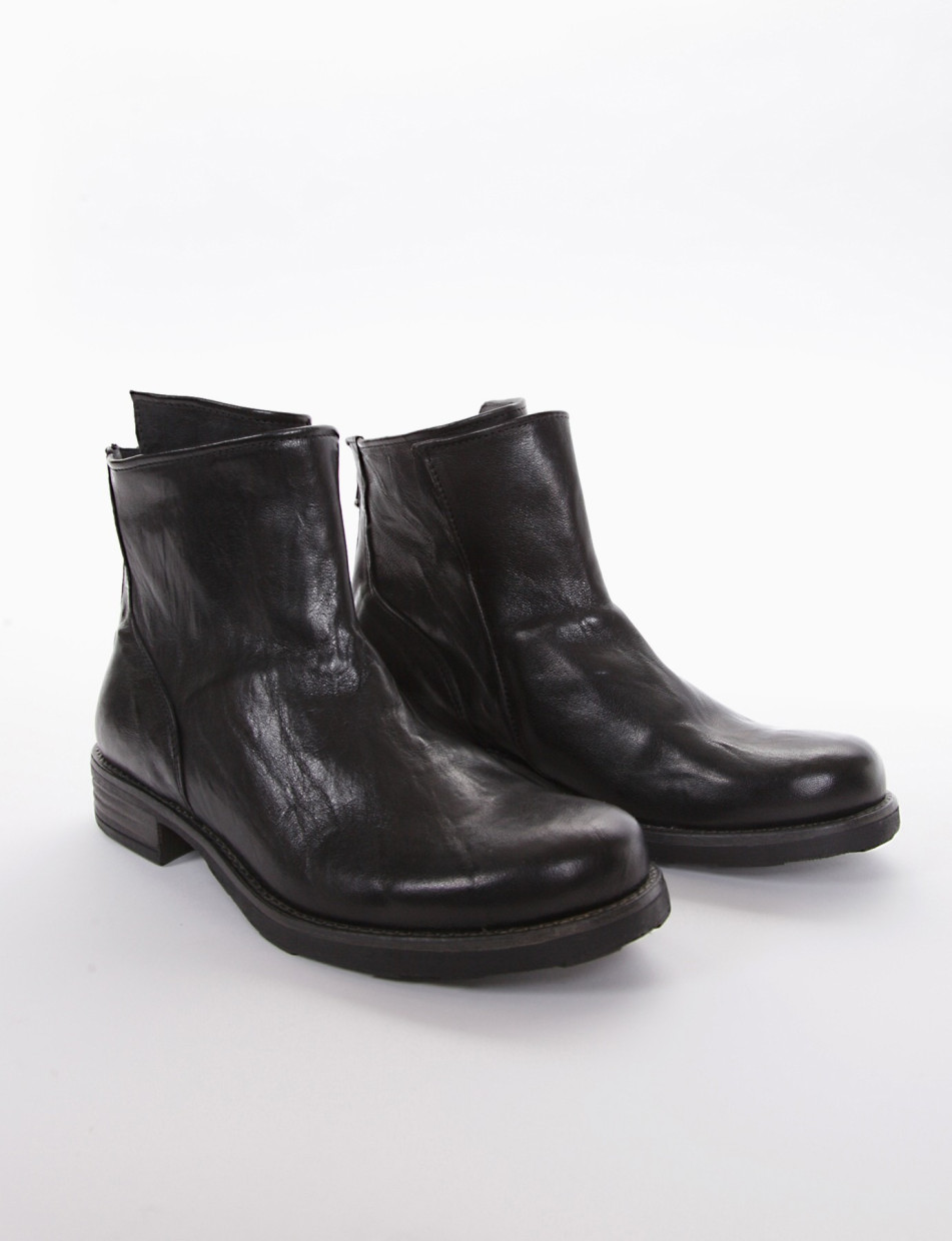 Low heel ankle boots heel 2 cm black leather