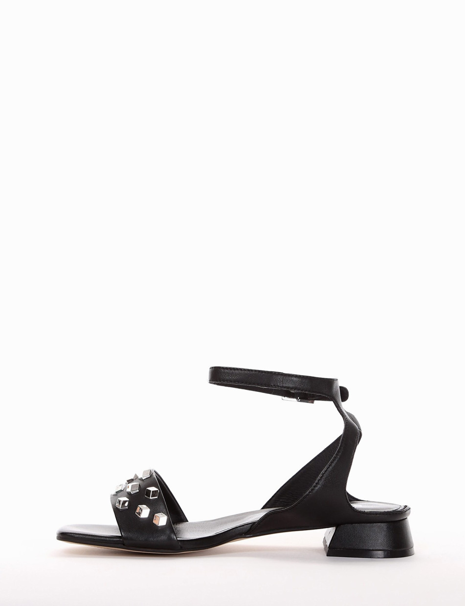 Low heel sandals heel 2 cm black leather