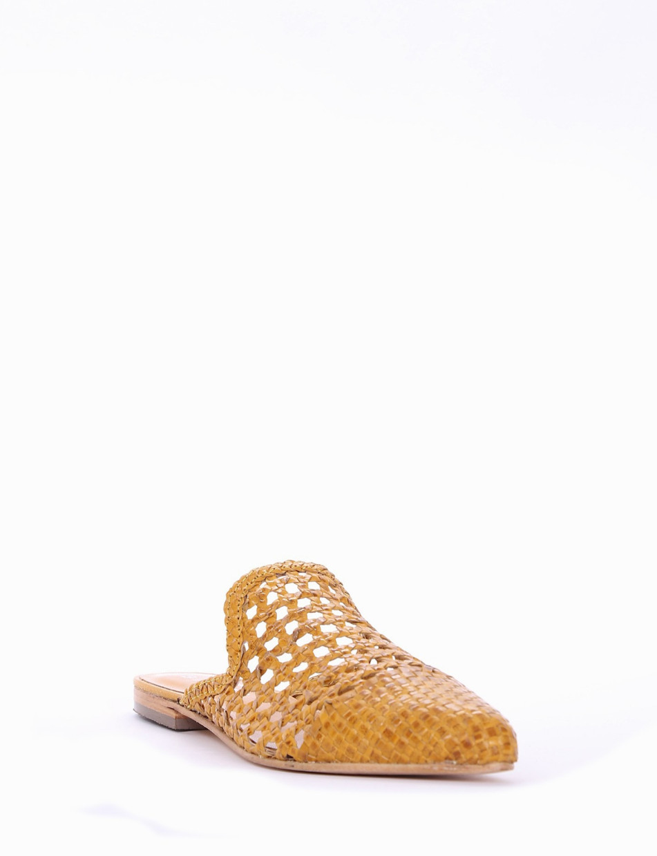 Sabot heel 1 cm yellow leather
