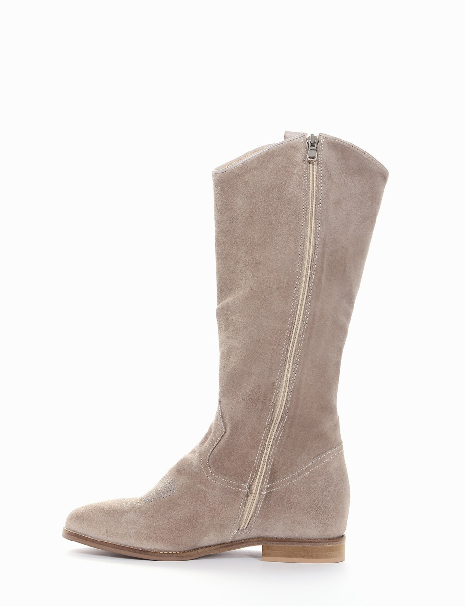 Low heel boots heel 2 cm beige chamois