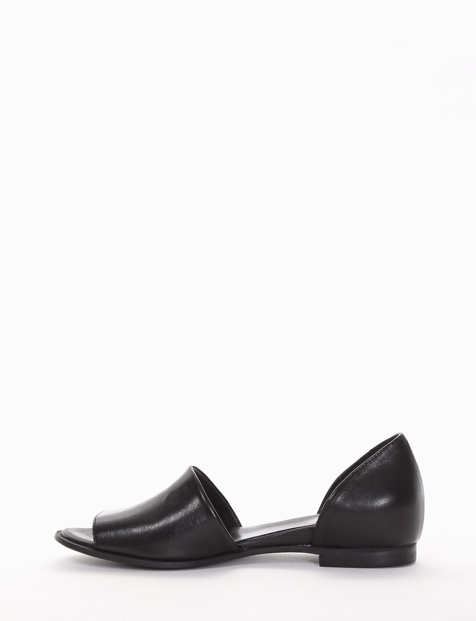 Flat shoes heel 1 cm black leather