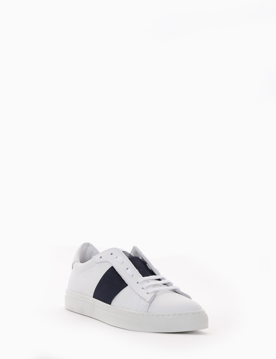 Sneakers white leather