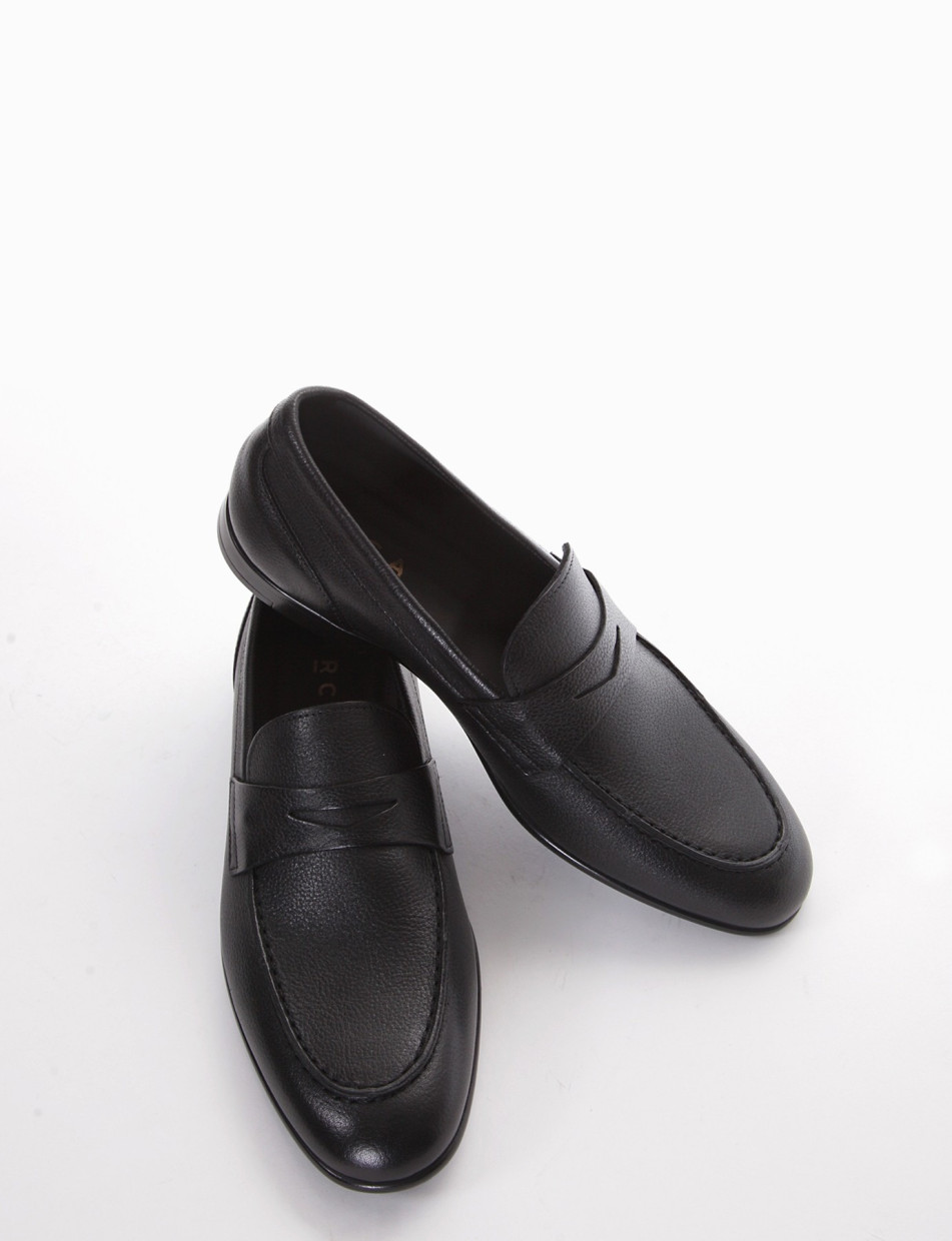 Loafers heel 2 cm black leather
