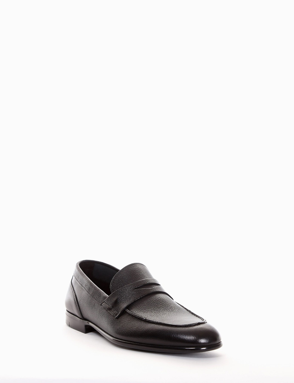 Loafers heel 2 cm black leather