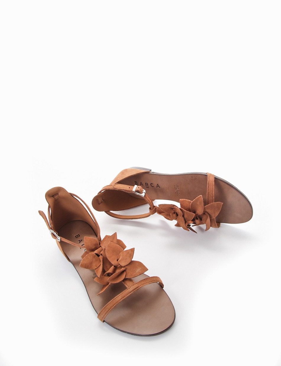 Low heel sandals heel 1 cm brown chamois