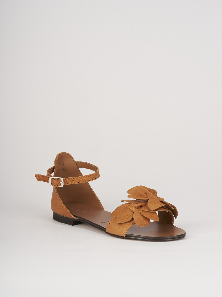 sandalo tacco 1 cm cuoio